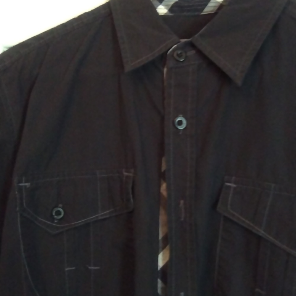 Clothes - Picture 12 of 17